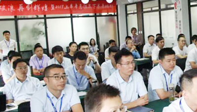 乘風破浪，再創(chuàng)輝煌，藍炬星集成灶2019半年總結規(guī)劃會議圓滿結束!